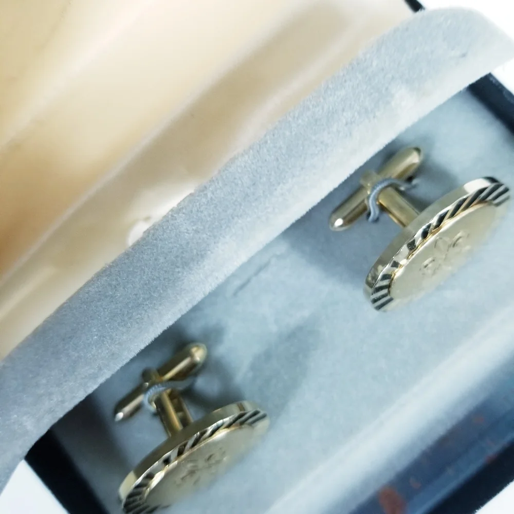 Swank Vintage 70s Cufflinks in box gold tone